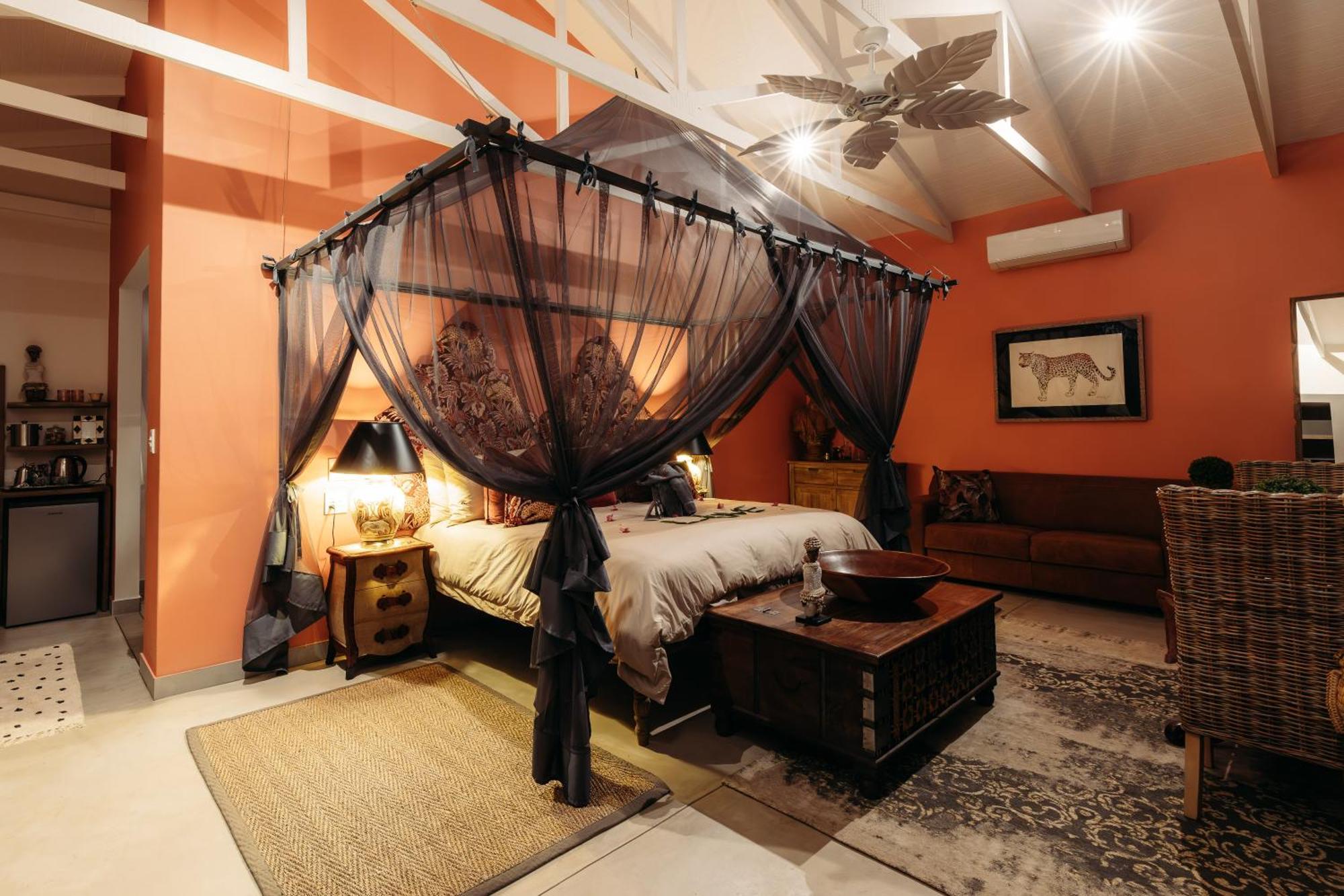 Safari Moon Luxury Bush Lodge 侯斯普瑞特 外观 照片