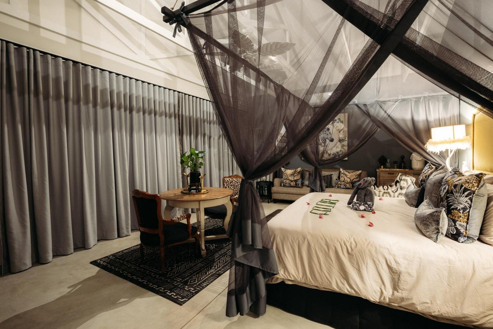 Safari Moon Luxury Bush Lodge 侯斯普瑞特 外观 照片